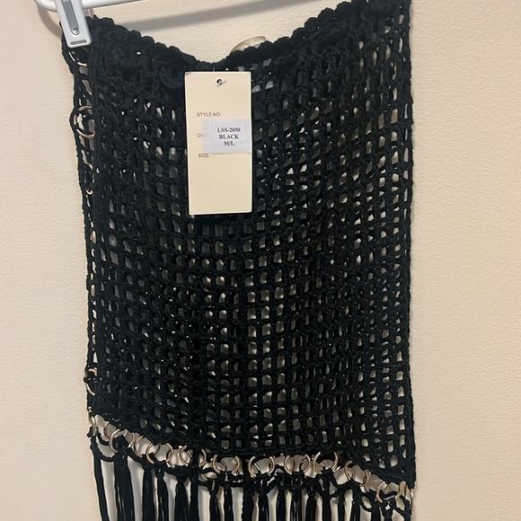 Beach Skirt Cover Up - fits medium - BNWT, brand new with tags - Picture 2 of 3